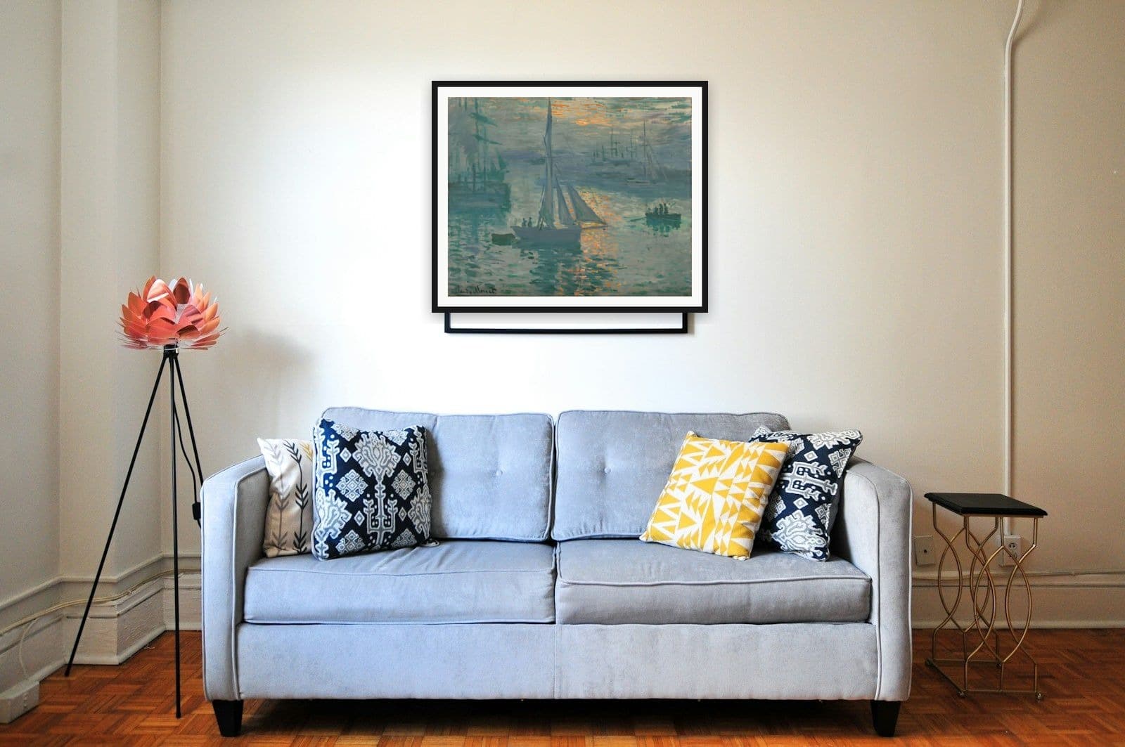 Sunrise (Marine) in Apartment